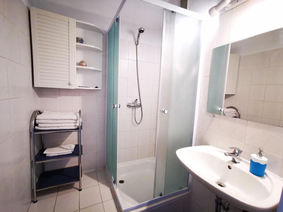 Meridian Apartment クライペダ エクステリア 写真